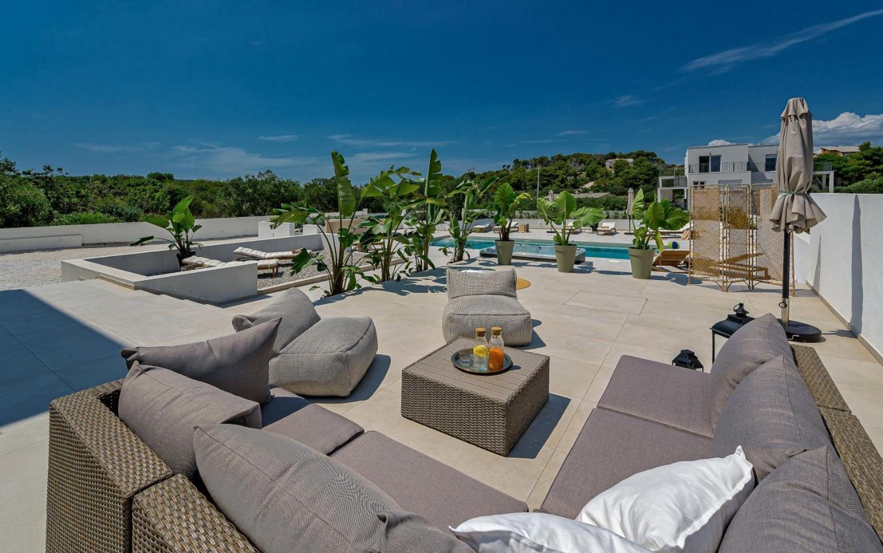 Luxury Villa Del Sogno With Pool, Jacuzzi, Parking Okrug Gornji Kültér fotó