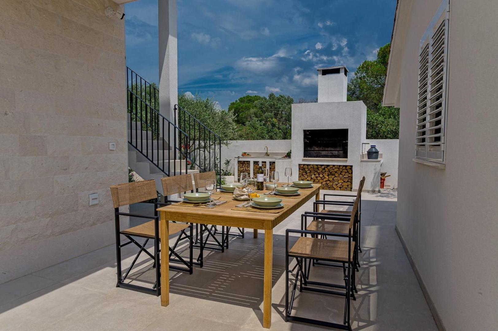 Luxury Villa Del Sogno With Pool, Jacuzzi, Parking Okrug Gornji Kültér fotó